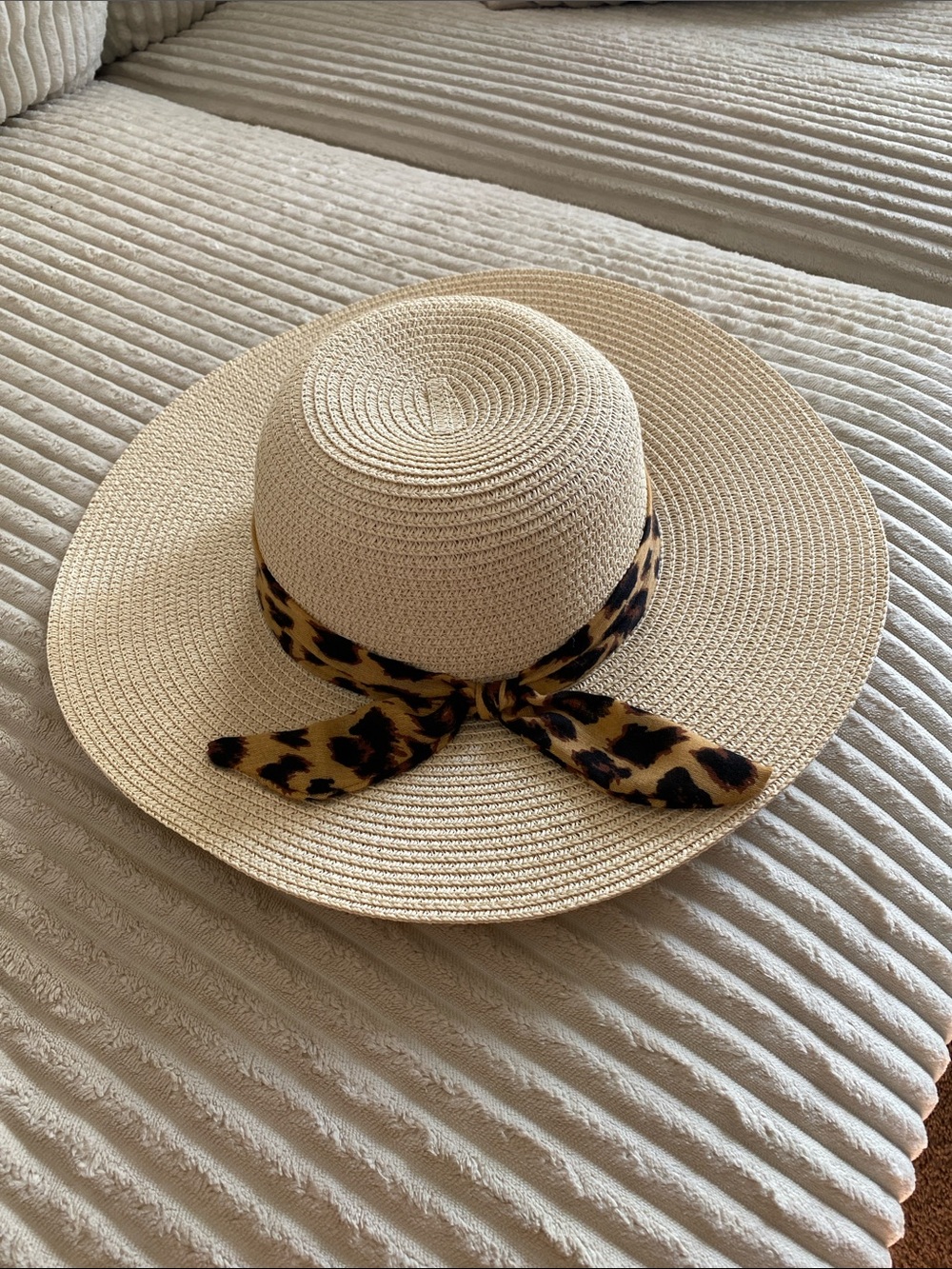 Straw Sun Hat with Leopard Tie - Beige